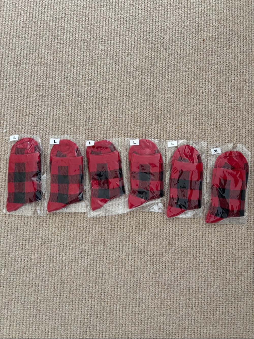Women’s Red & Black Buffalo Plaid Ankle Socks - Cozy Pack